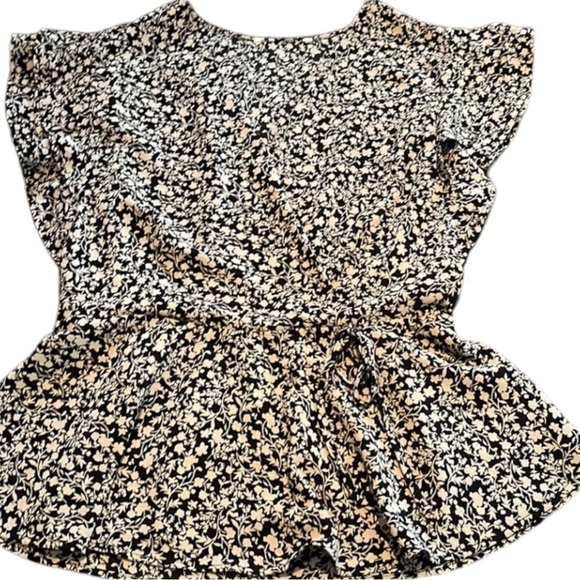 Tops - Women’s blouse